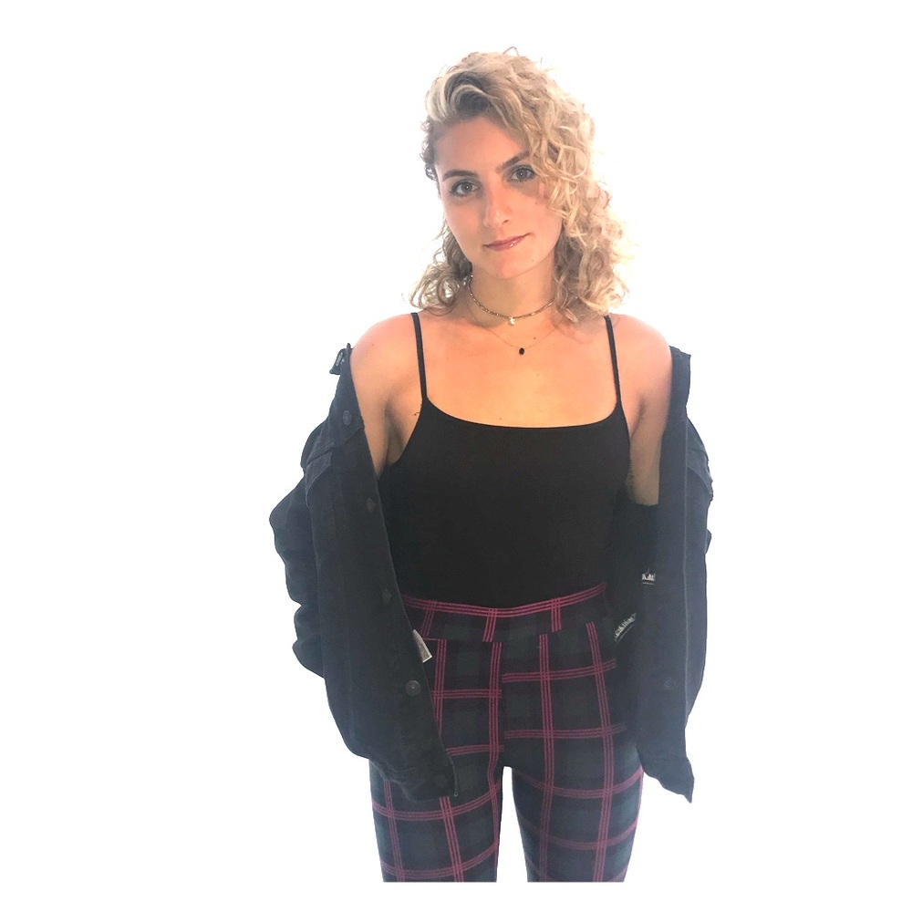 Meet your Posher, Adrienne